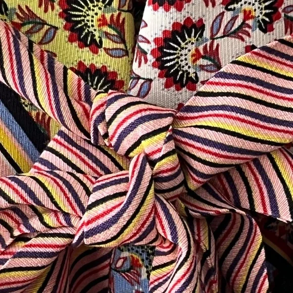 NWOT CAbi Dress Colorful and Stylish Size M - Picture 4 of 16